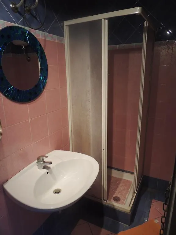 Flordeliza Guest House Rome